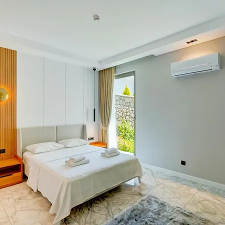 Pluto 1 - Planet Luxury Villa Islamlar (Mediterranean)