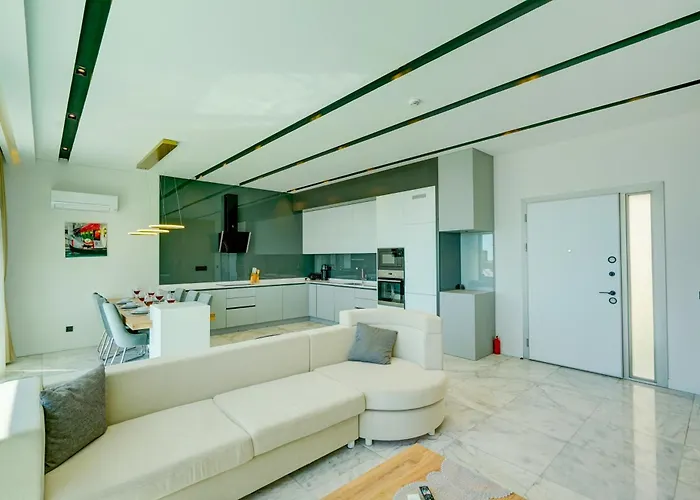 Pluto 1 - Planet Luxury Villa