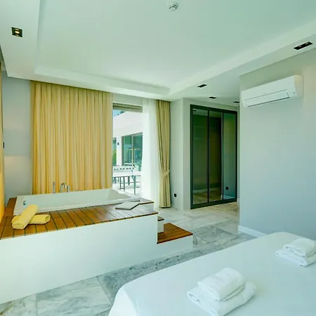 Pluto 1 - Planet Luxury Villa *