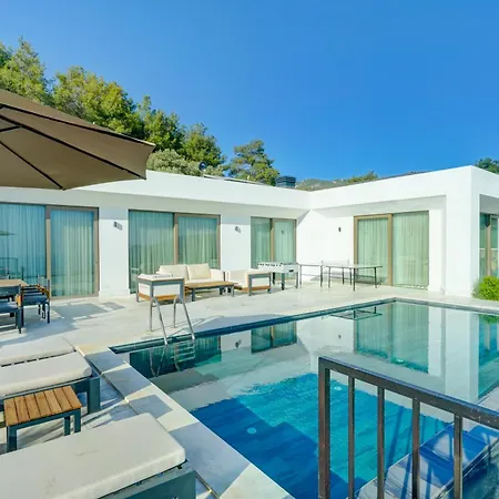 Pluto 1 - Planet Luxury Villa