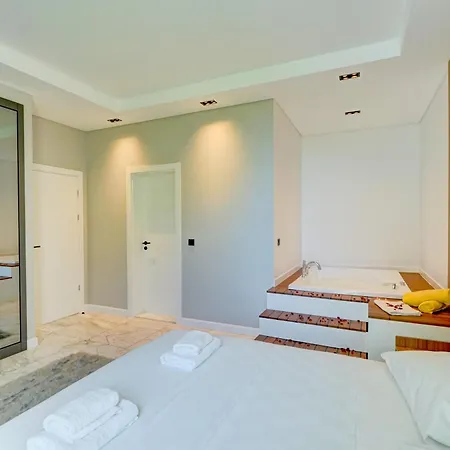 Villa Pluto 1 - Planet Luxury