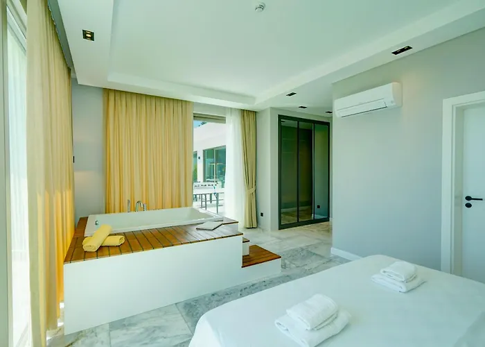 Pluto 1 - Planet Luxury Villa *